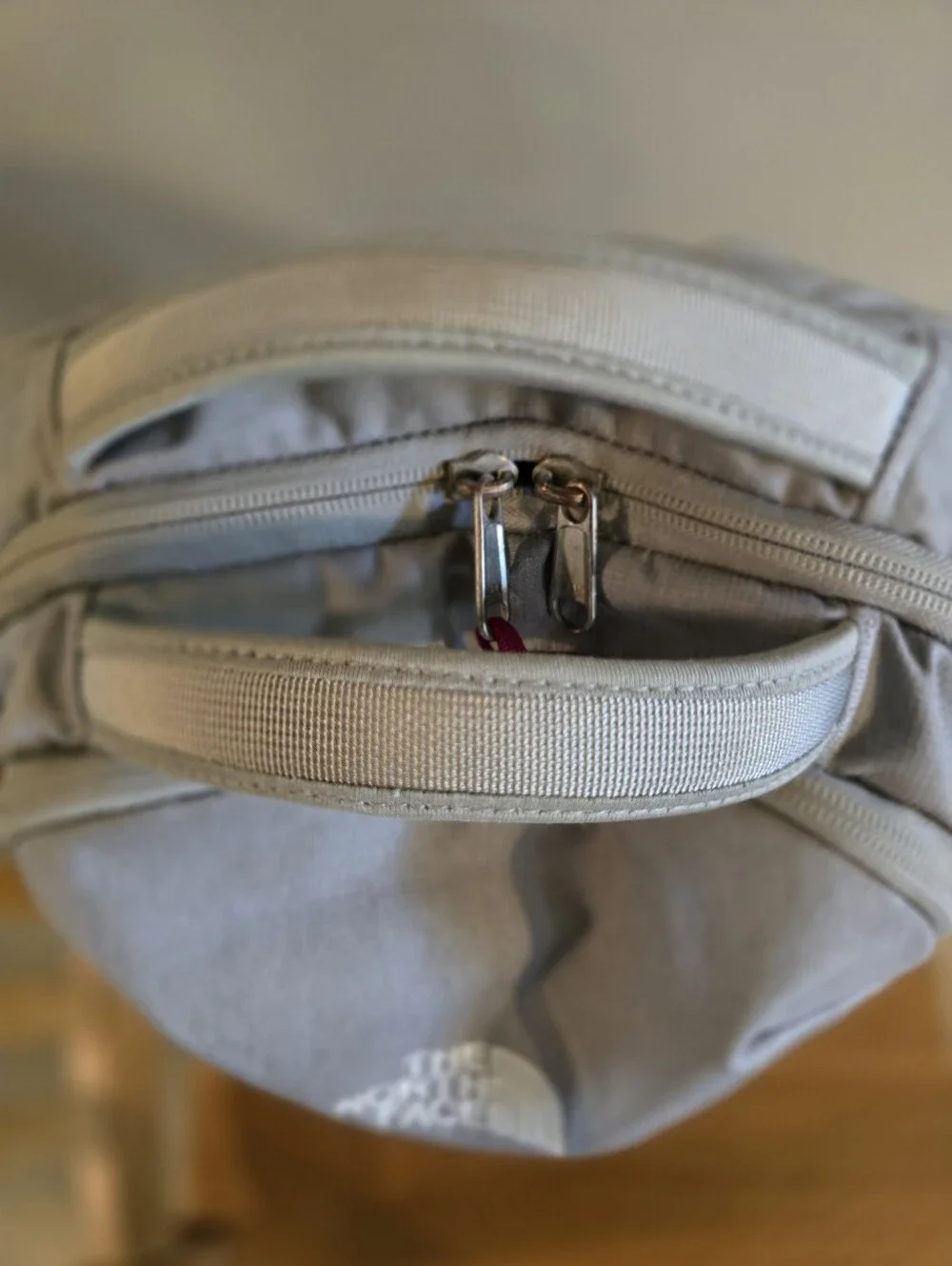The North Face Women's Jester Backpack Gray Pink FlexVent Laptop Bag